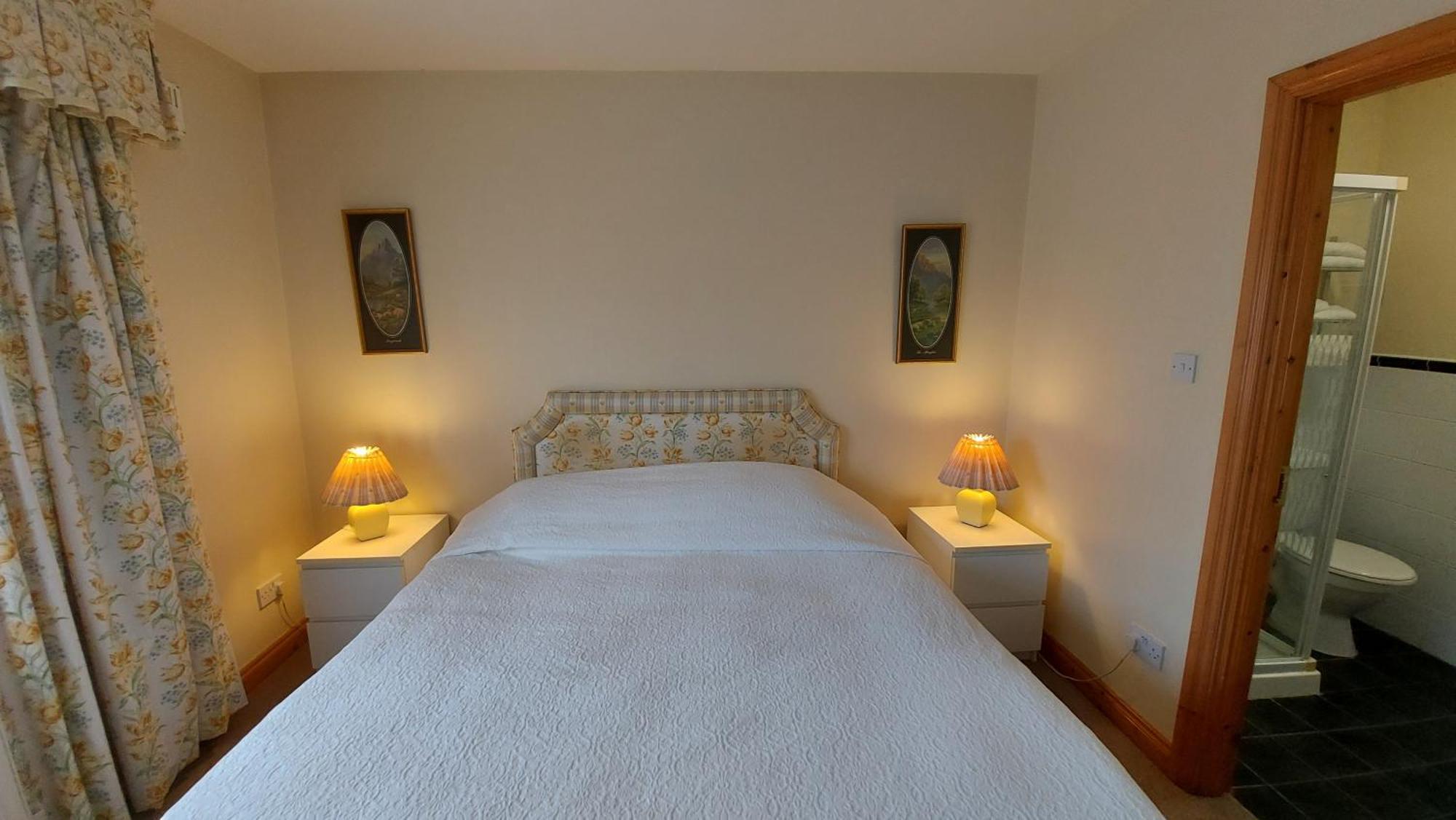 Hotel Clancys Of Glenfarne Habitación foto
